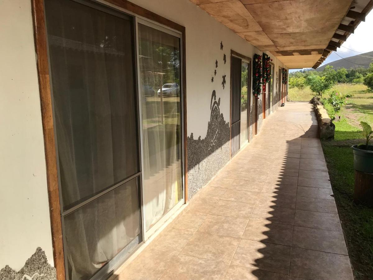 Hare Pakoba Guest House Hanga Roa Zewnętrze zdjęcie